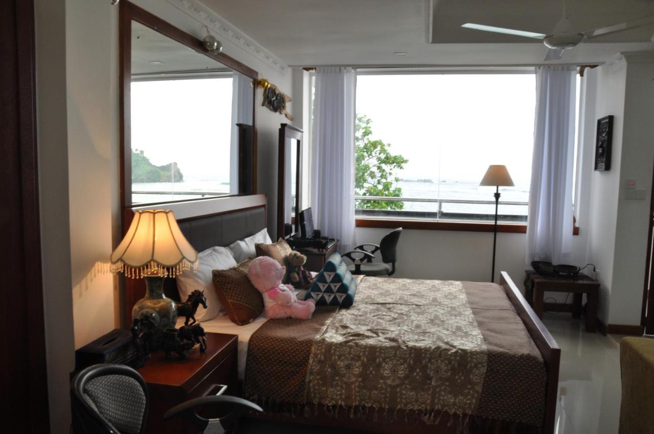 Goviyapana Beach Hotel Ahangama Eksteriør bilde