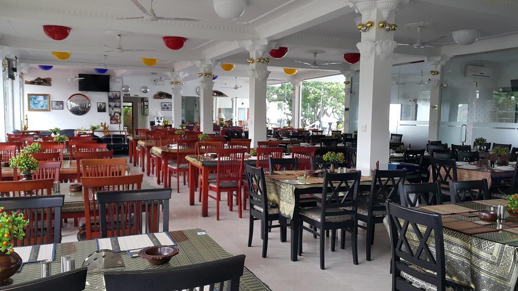 Goviyapana Beach Hotel Ahangama Eksteriør bilde
