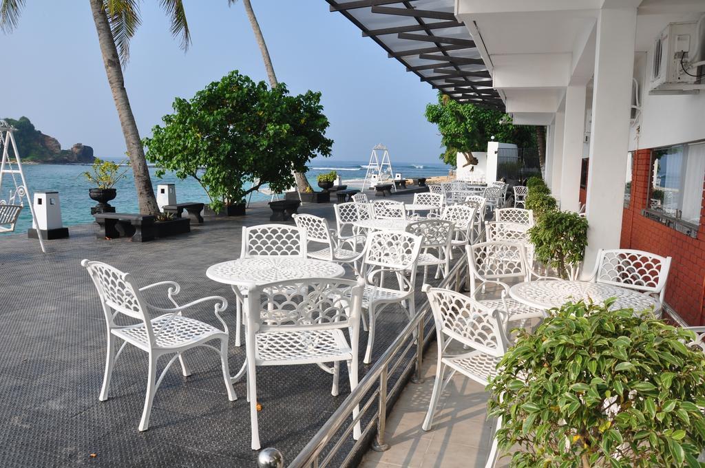 Goviyapana Beach Hotel Ahangama Eksteriør bilde